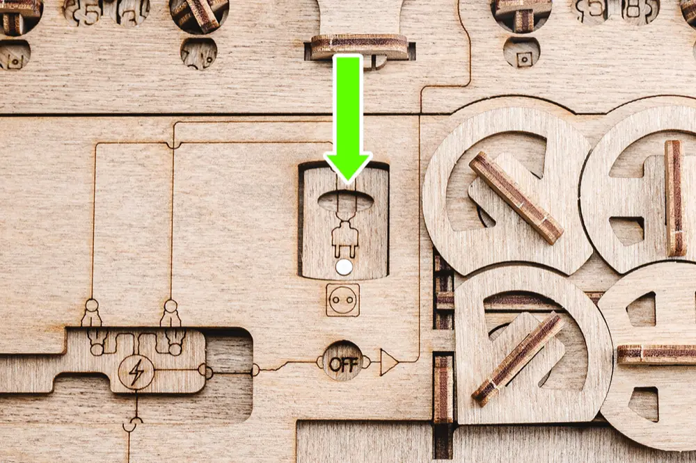 CLUEFRAME – Pistas – Enigma 4 – Solución