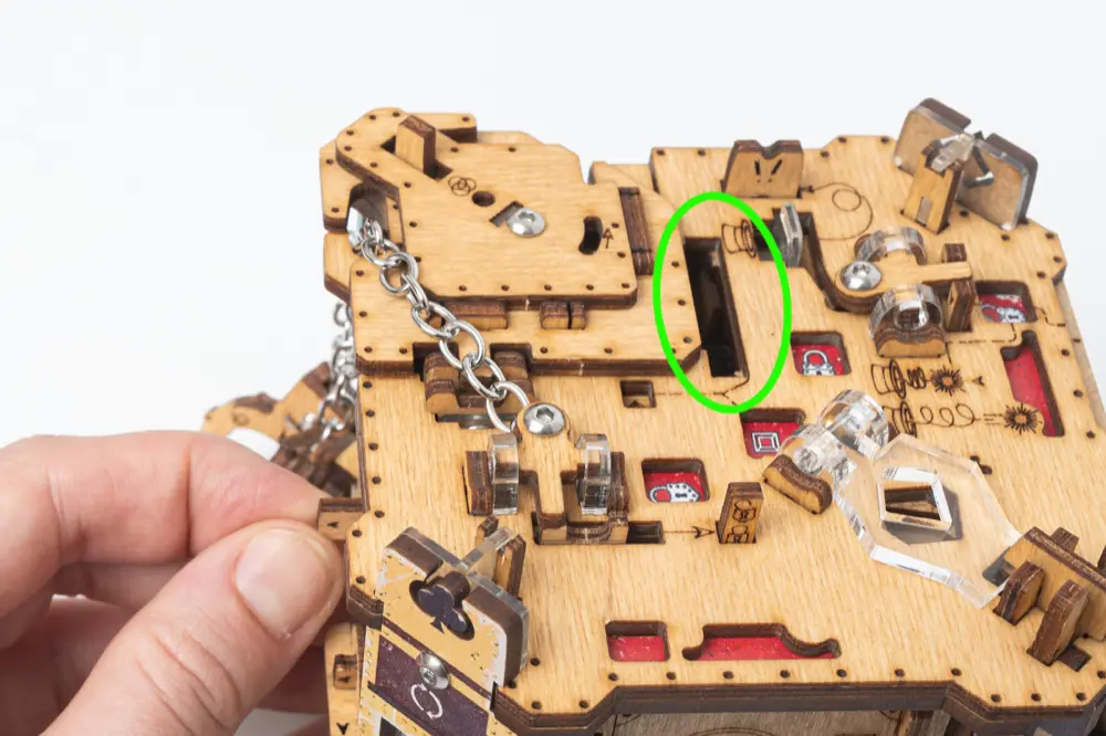 Houdini's Magic Escape – Enigma 7 – Solución