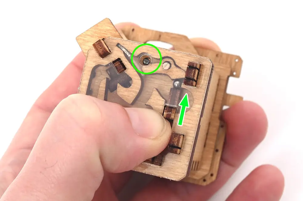 Houdini's Magic Escape – Enigma 9 – Solución